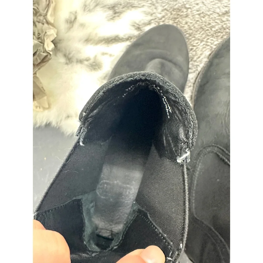 Thursday Everyday Chelsea black leather boot womens 8.5 suede‎ lug sole